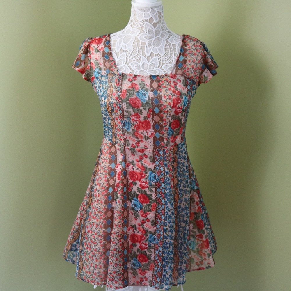 Abercrombie and Fitch Floral Flowy Dress
